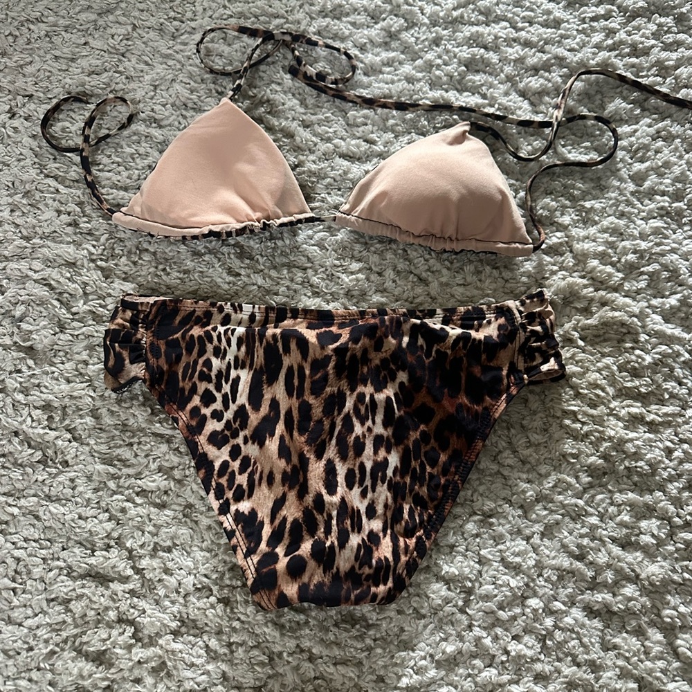 Leopard Print Bikini Set - Picture 2 of 4